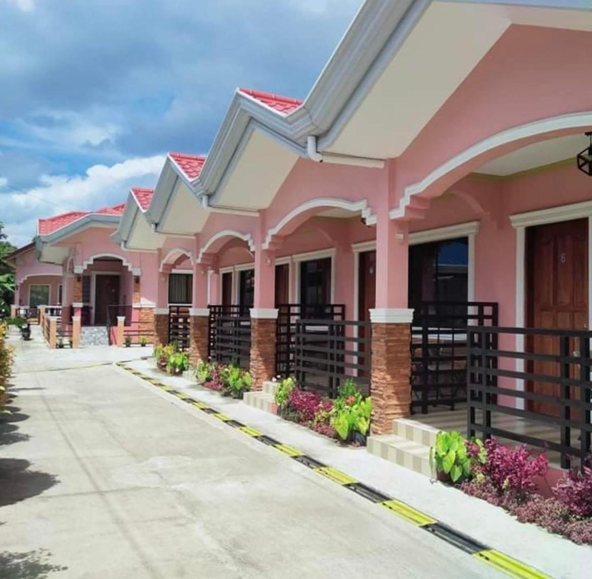 RedDoorz @ Kojie Guest House Moalboal Exterior foto