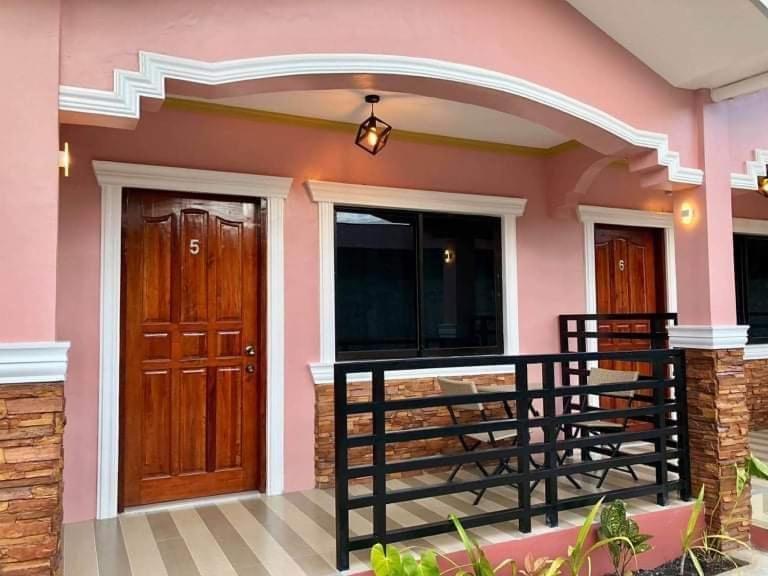 RedDoorz @ Kojie Guest House Moalboal Exterior foto